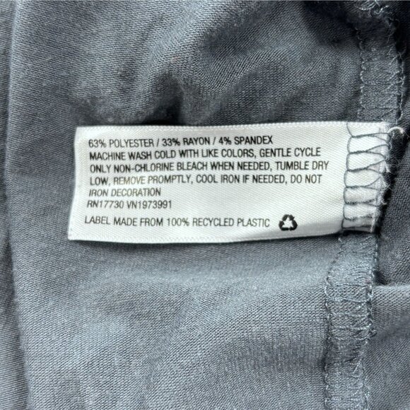 Isabel Maternity "Hello Baby" Graphic Tee Shirt Medium Gray - Picture 5 of 10